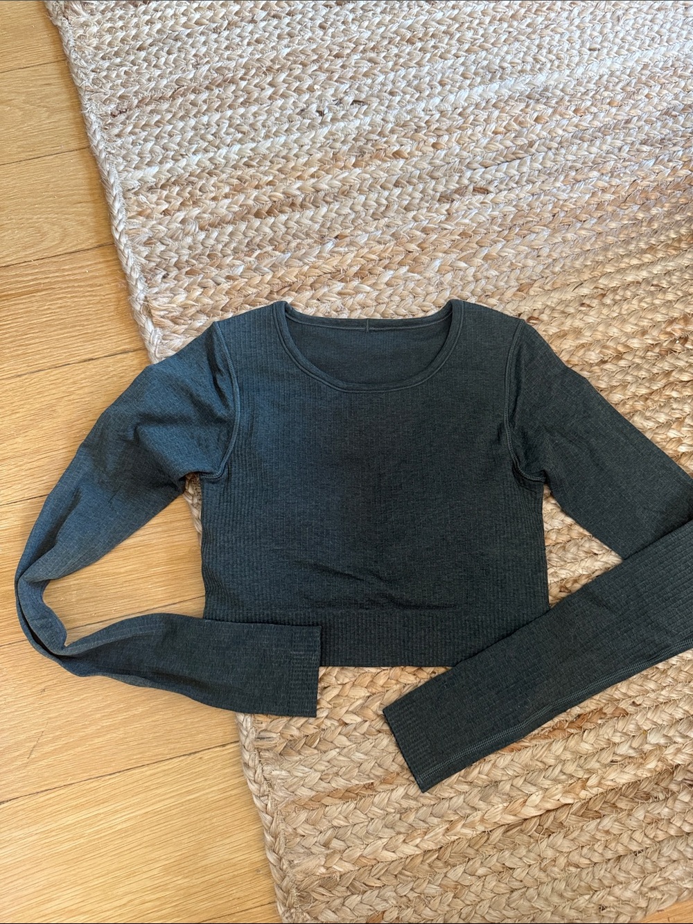 Source Unknown Charcoal Ribbed Long Sleeve Crop Top